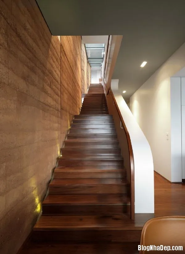 Ngôi nhà Elamang Avenue ấn tượng với chất liệu gỗ ấm cúng