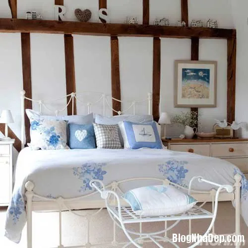 Phòng ngủ dịu dàng với tông màu xanh