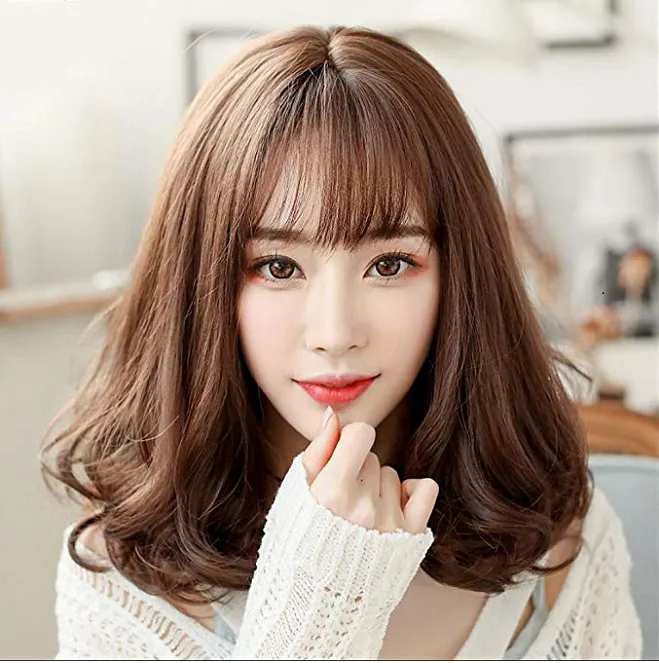 Tóc lob mái thưa: 8 kiểu “hot trend”, cách búi tóc ngắn nhanh, đơn giản